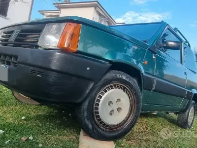 Usata Fiat Panda 54 CV (39 kW) 2002 Verde Berlina