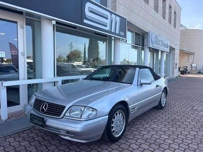 Usata Mercedes SL320 231 CV (169 kW) 1998 Argento Cabrio