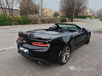 Usata Chevrolet Camaro 300 CV (220 kW) 2018 Nero Cabrio