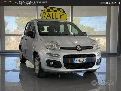 Usata Fiat Panda Lounge 95 CV (69 kW) 2017 Grigio Utilitaria
