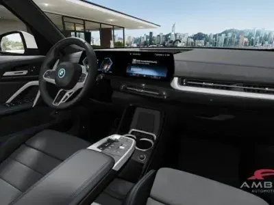 Nuova BMW iX1 M Sport 149 kW (203 CV) 2026 Bianco SUV