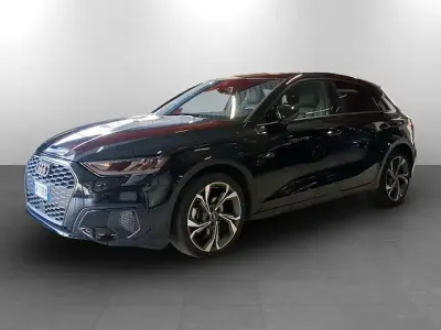 Usata Audi A3 Business 204 CV (150 kW) 2024 Nero mito metallizzato Berlina