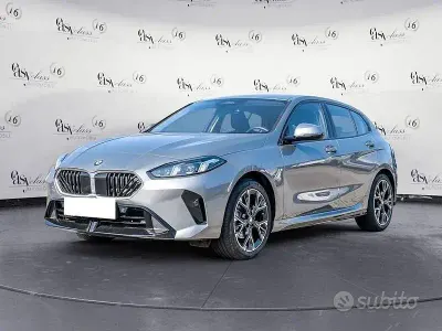 Usata BMW 120 M Sport 170 CV (125 kW) 2025 Grigio Utilitaria
