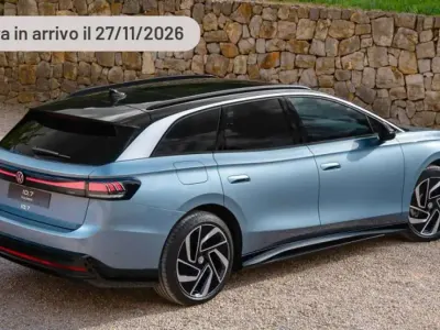 Usata VW ID.7 GTX 88 kW (121 CV) 2024 Argento Station wagon