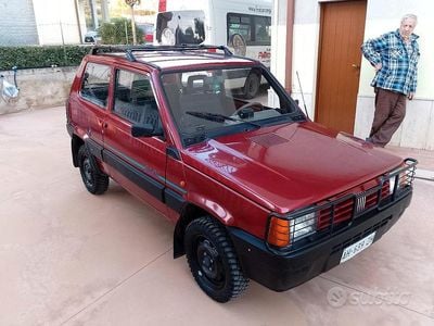 Begagnad Fiat Panda Club 1995 Röd Halvkombi