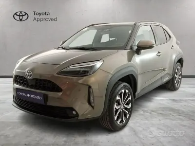 Usata Toyota Yaris Cross Trend 116 CV (85 kW) 2022 Giallo SUV