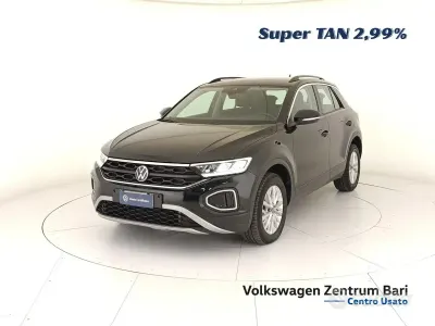 Usata VW T-Roc Life 116 CV (85 kW) 2025 Nero SUV