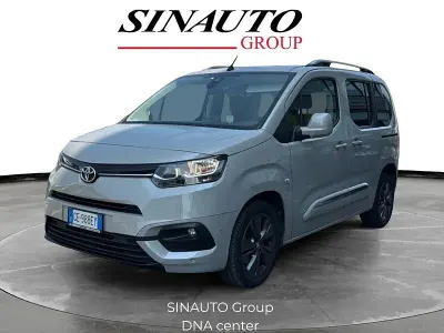 Usata Toyota Proace Verso City 131 CV (96 kW) 2021 Grigio Station wagon