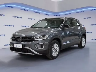 Usata VW T-Roc Life 150 CV (110 kW) 2025 Grigio SUV