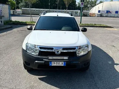 Usata Dacia Duster 105 CV (77 kW) 2012 Bianco SUV