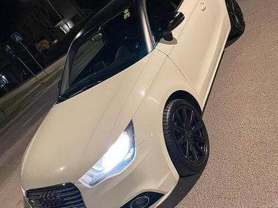 Käytetty Audi A1 Admired 2012 Valkoinen Viistoperä