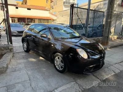 Usata Alfa Romeo MiTo Distinctive 95 CV (69 kW) 2010 Nero Utilitaria