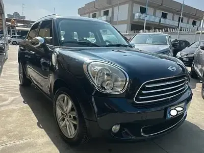 Usata Mini Countryman 111 CV (81 kW) 2013 Bluazzurro SUV