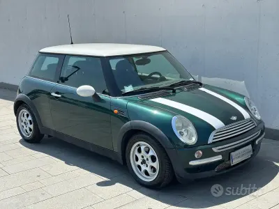 Usata Mini Cooper 116 CV (85 kW) 2003 Verde Utilitaria