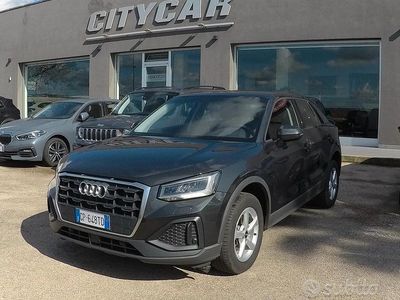 Usata Audi Q2 Business 115 CV (84 kW) 2023 Grigio SUV