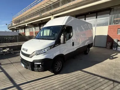 Usata Iveco Daily 136 CV (100 kW) 2018