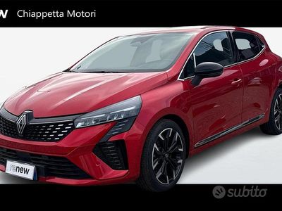 Nuova Renault Clio V Techno 100 CV (73 kW) 2025 Rosso Berlina
