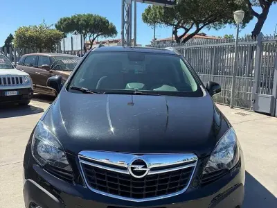 Usata Opel Mokka 140 CV (102 kW) 2015 Nero SUV