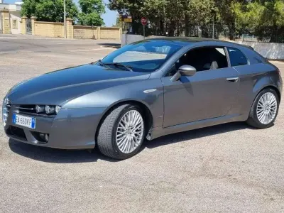 Usata Alfa Romeo Brera 200 CV (147 kW) 2010 Grigio Coupé