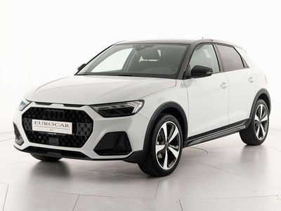 Nuova Audi A1 Design 116 CV (85 kW) 2025 Bianco ghiacciaio metallizzato Berlina