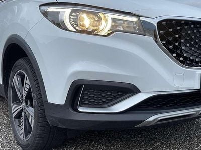 Usata MG ZS Luxury 130 kW (177 CV) 2021 Bianco SUV
