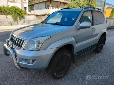 Usata Toyota Land Cruiser 163 CV (119 kW) 2004 Grigio SUV
