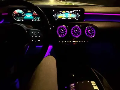 Usata Mercedes 200 Premium 150 CV (110 kW) 2019 Grigio Berlina