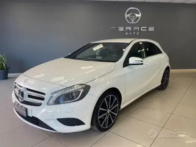 Usata Mercedes A180 Edition 109 CV (80 kW) 2015 Bianco Berlina
