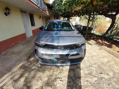 Usata Opel Mokka Elegance 110 CV (80 kW) 2021 Grigio SUV