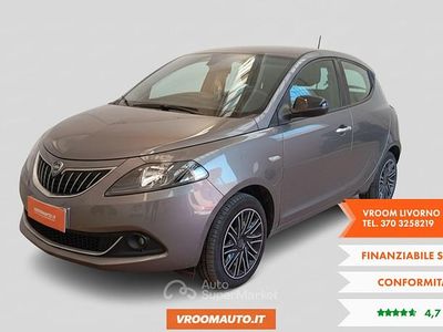 Usata Lancia Ypsilon Gold 69 CV (50 kW) 2022 Gray Utilitaria