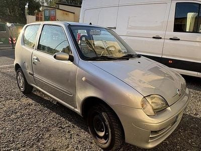Usata Fiat 600 54 CV (39 kW) 2009 Grigio Utilitaria
