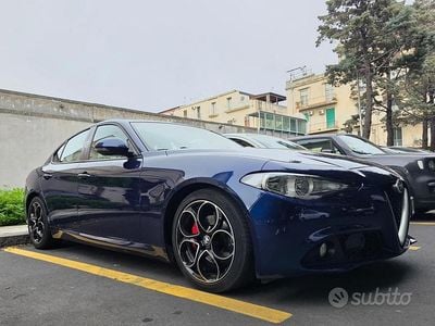 Usata Alfa Romeo Giulia 150 CV (110 kW) 2018 Blu Berlina