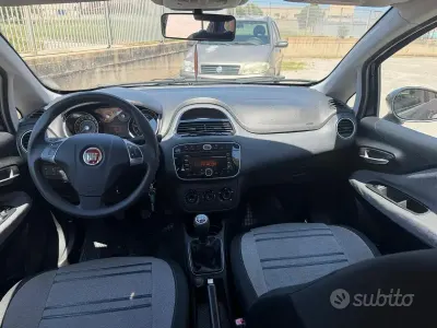 Usata Fiat Punto Evo 75 CV (55 kW) 2010 Grigio Utilitaria