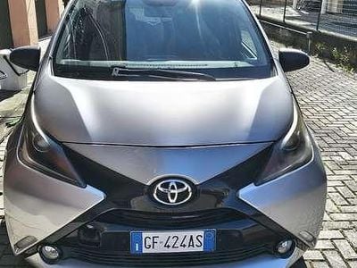 Usata Toyota Aygo Edition 69 CV (50 kW) 2014 Grigio Utilitaria