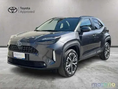 Usata Toyota Yaris Cross Lounge 116 CV (85 kW) 2023 Grigio SUV
