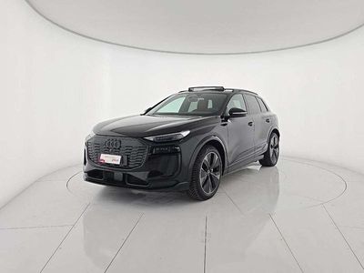 Usata Audi SQ6 e-tron Sport 119 kW (163 CV) 2025 Nero mythos metallizzato SUV