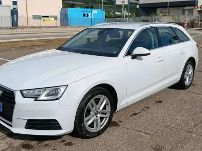 Usata Audi A4 Business 150 CV (110 kW) 2018 Bianco Station wagon