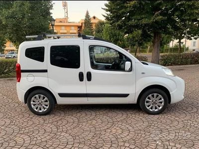 Usata Fiat Qubo Trekking 77 CV (56 kW) 2015 Bianco Monovolume