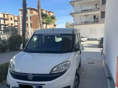 Käytetty Fiat Doblò Pop 120 HP (88 kW) 2017 Tila-auto