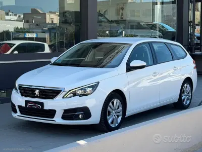 Usata Peugeot 308 Business-Line 131 CV (96 kW) 2019 Bianco Station wagon