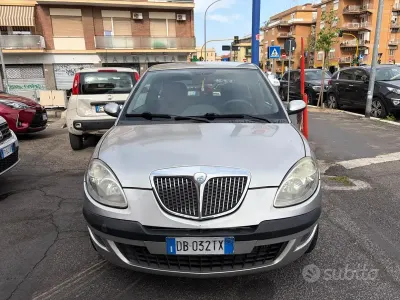 Usata Lancia Ypsilon 69 CV (50 kW) 2006 Grigio Utilitaria