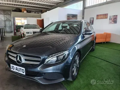 Usata Mercedes C200 Executive 136 CV (100 kW) 2015 Grigio Station wagon