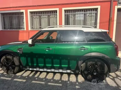 Usata Mini Cooper D Countryman 150 CV (110 kW) 2020 Verde SUV