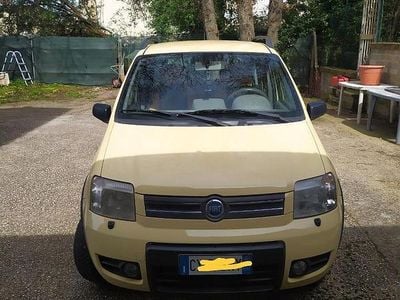 Occasion Fiat Panda 4x4 Climbing 60 ch (44 kW) 2005 Citadine