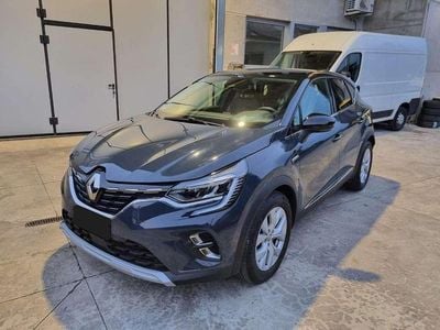 Usata Renault Captur Intens 145 CV (106 kW) 2022 Blu SUV