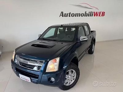 Usata Isuzu D-Max 163 CV (119 kW) 2011 Blu Pick-up