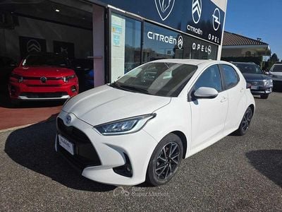 Second-hand Toyota Yaris 72 CP (52 kW) 2022 Alb Hatchback