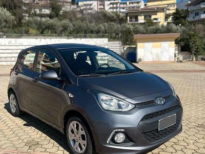 Usata Hyundai i10 2015 Grigio Utilitaria