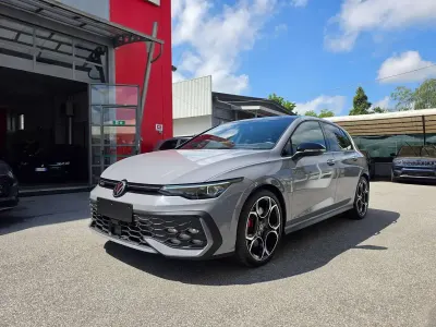 Occasion VW Golf VIII GTI 265 ch (194 kW) 2024 Gris Berline
