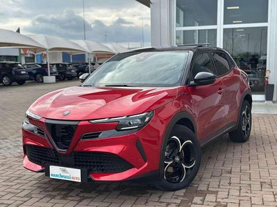 Usata Alfa Romeo Junior Edizione Speciale 145 CV (106 kW) 2025 Rosso brera SUV
